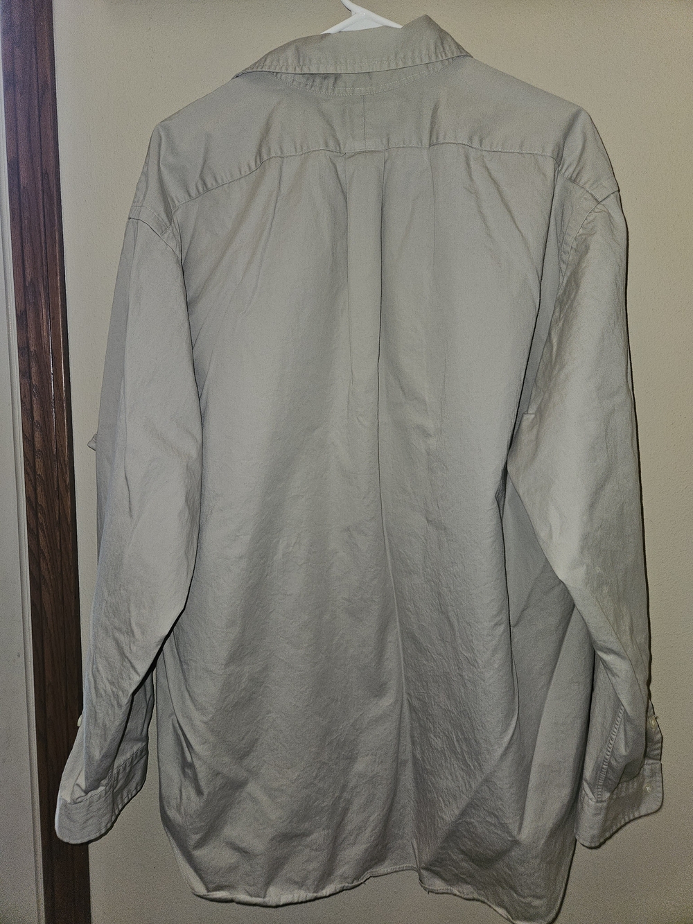 Ralph Lauren Men's Classic Button-Down Shirt in Light Khaki - Picture 4 of 8